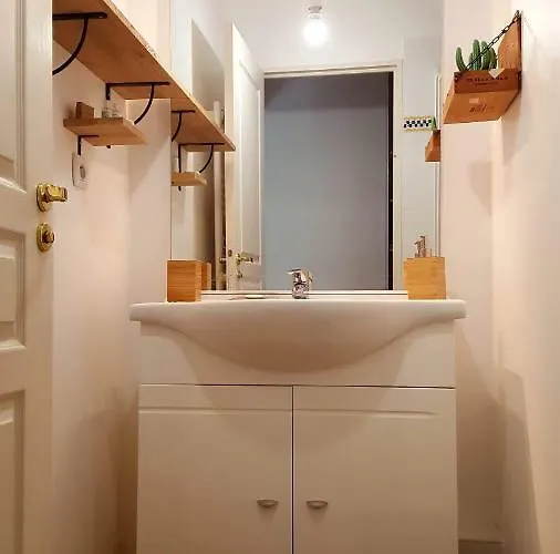 Votre Escale - Le Petit Montmartre Apartment